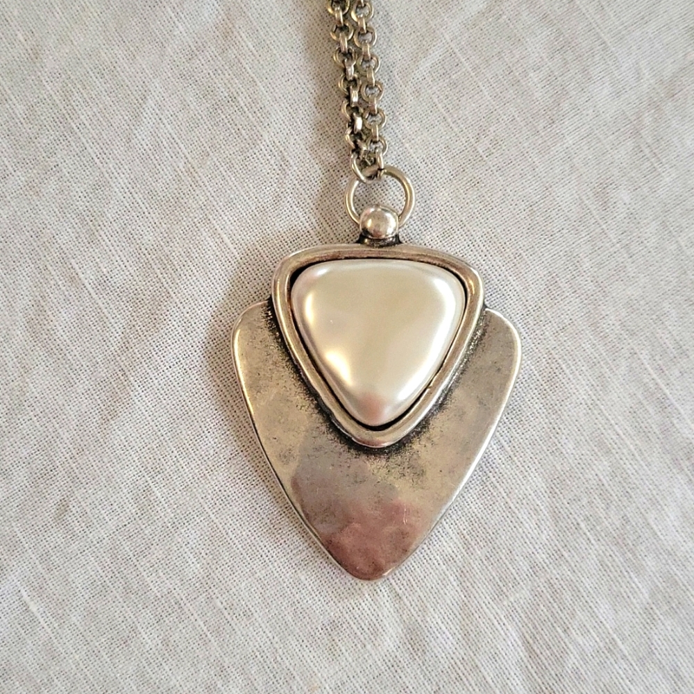 Beautiful long necklace from Ciclan, 18" long, silver plate.